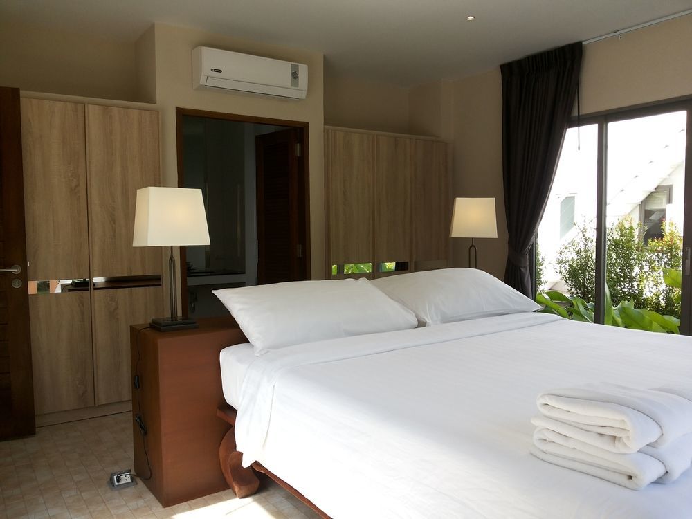Sakoo Valley Naithon Beach Exterior photo